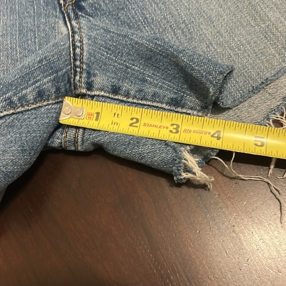 Levi’s 550 Denim High Waist Distressed Cutoff Shorts Size 4 - Picture 8 of 10